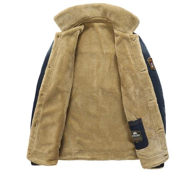 UrbanEdge Warm Denim Jacket – Classic Style, Modern Comfort